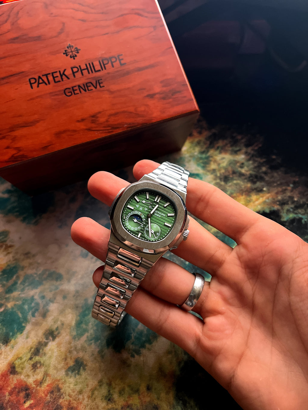 Patek Philippe Nautilus – Mirror Original Automatic.
