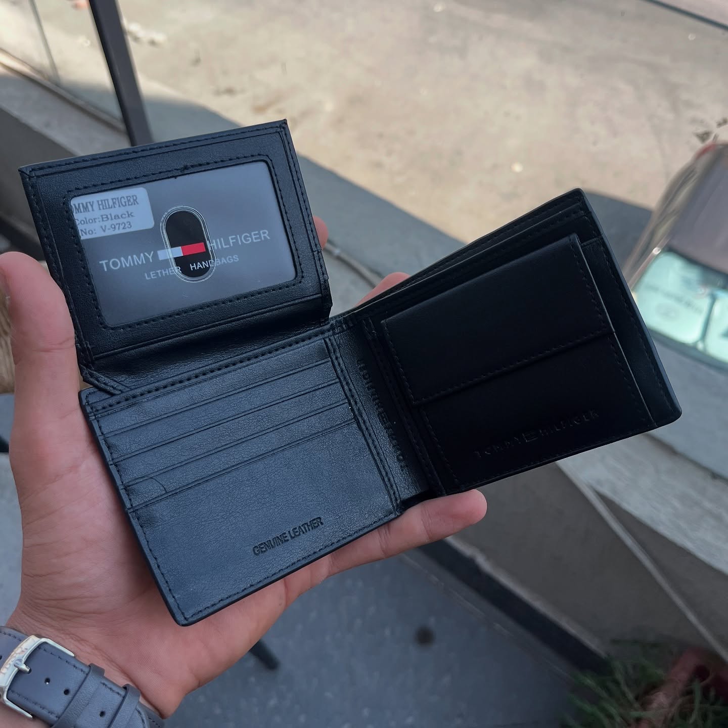 Tommy Hilfiger Wallet v