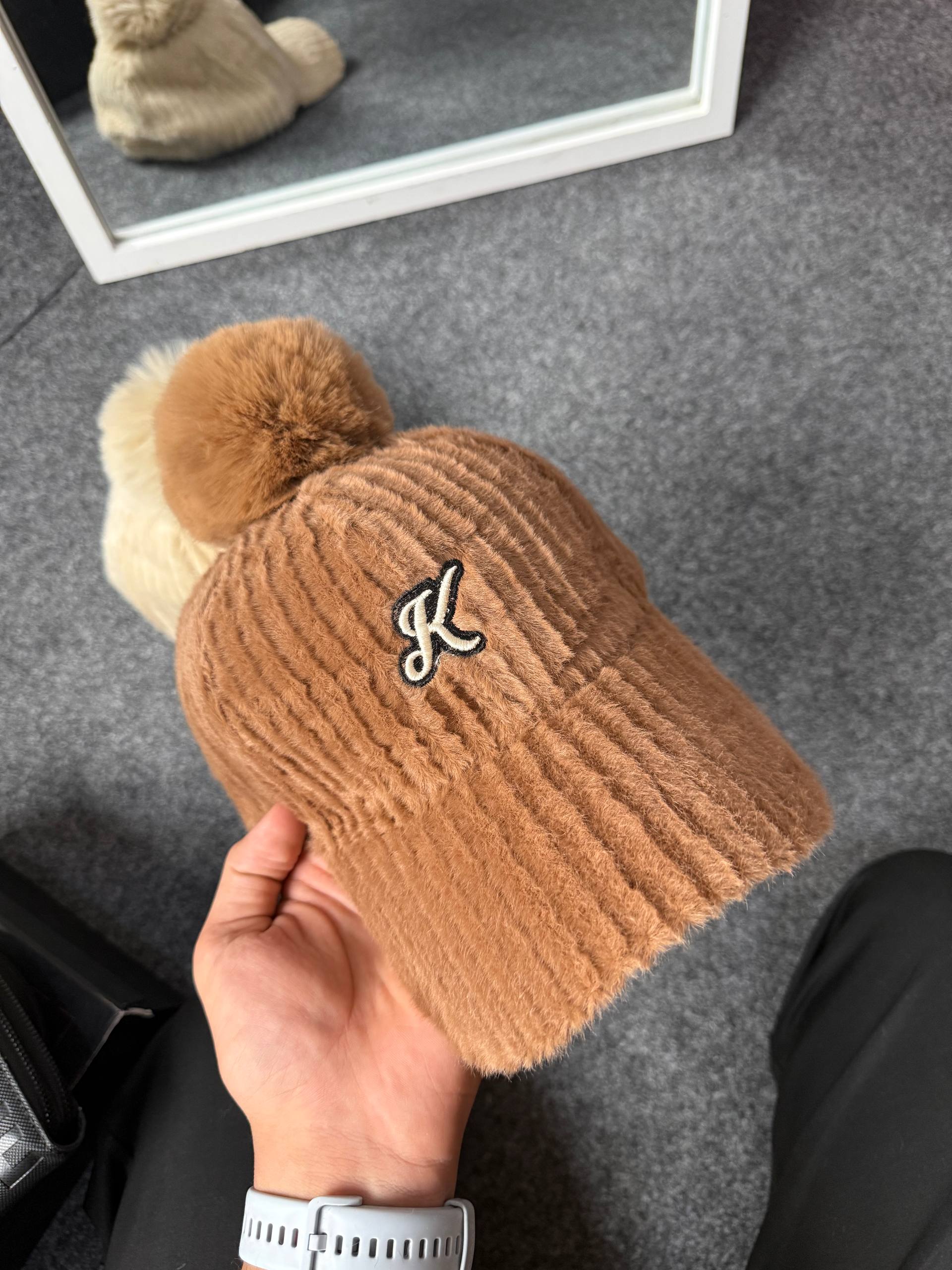Women Winter Cap V2