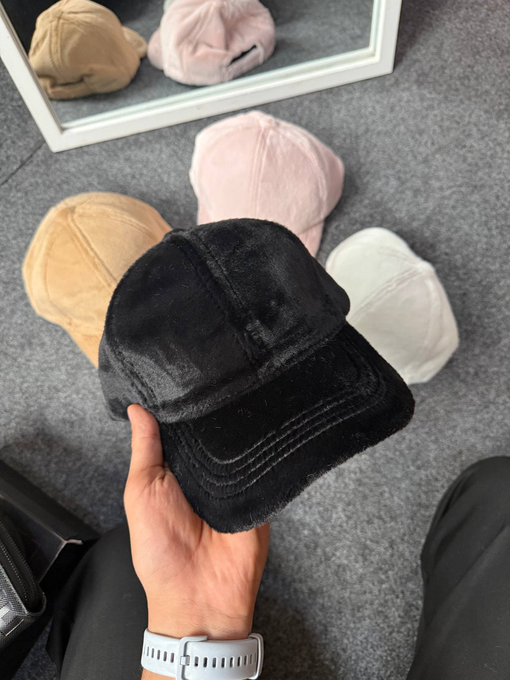 Women Winter Cap V3