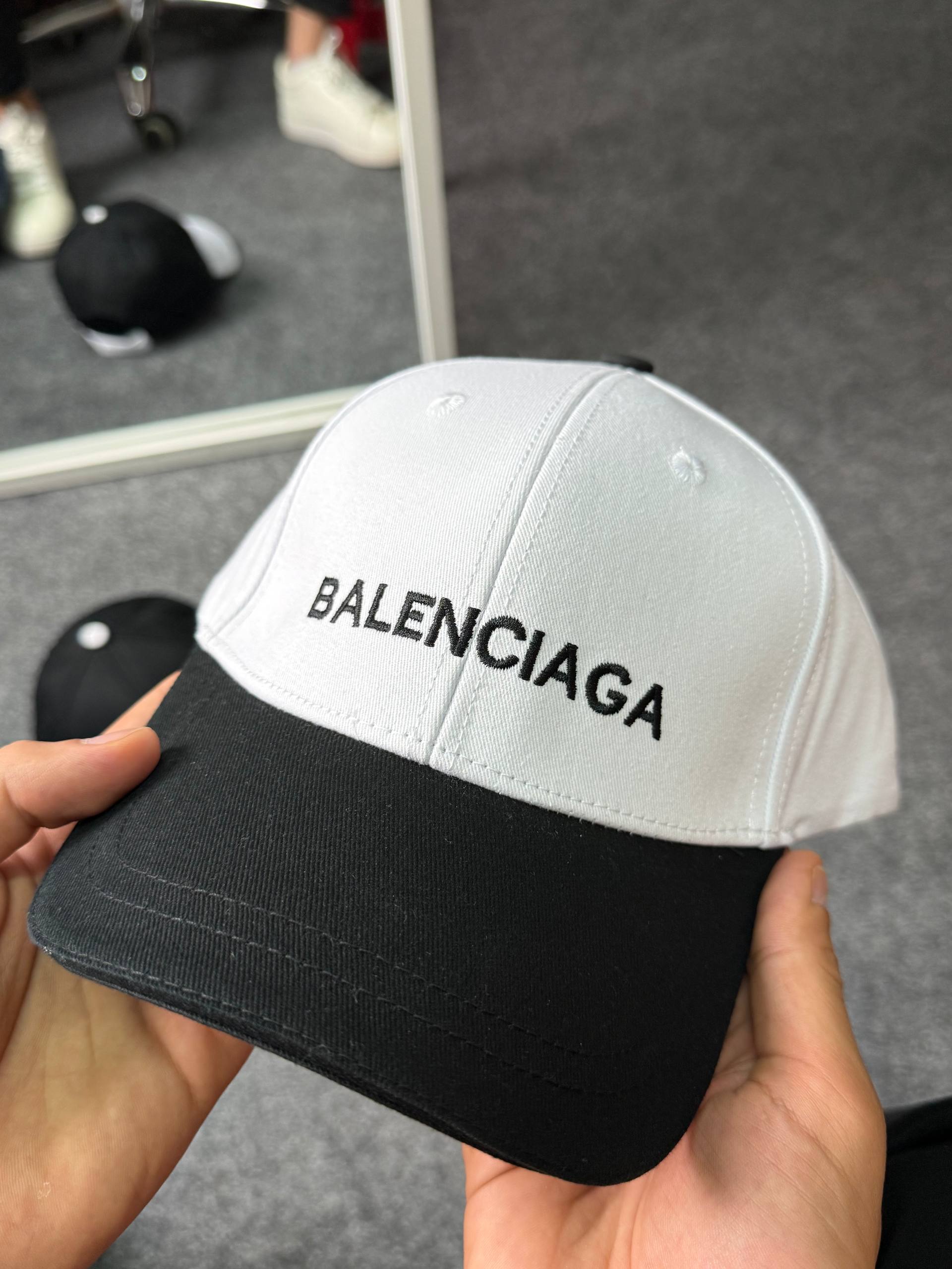 Balenciaga Cap