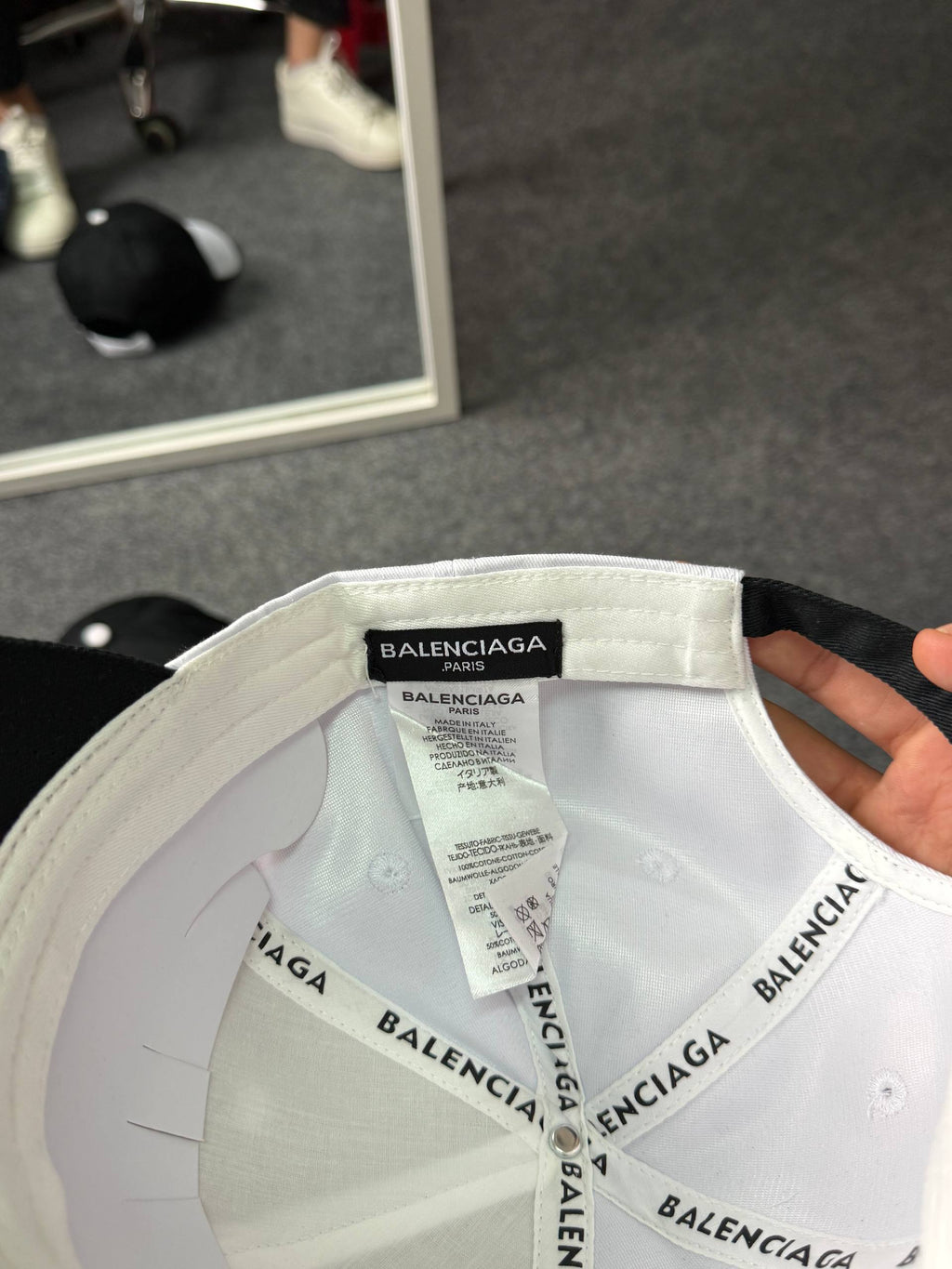 Balenciaga Cap