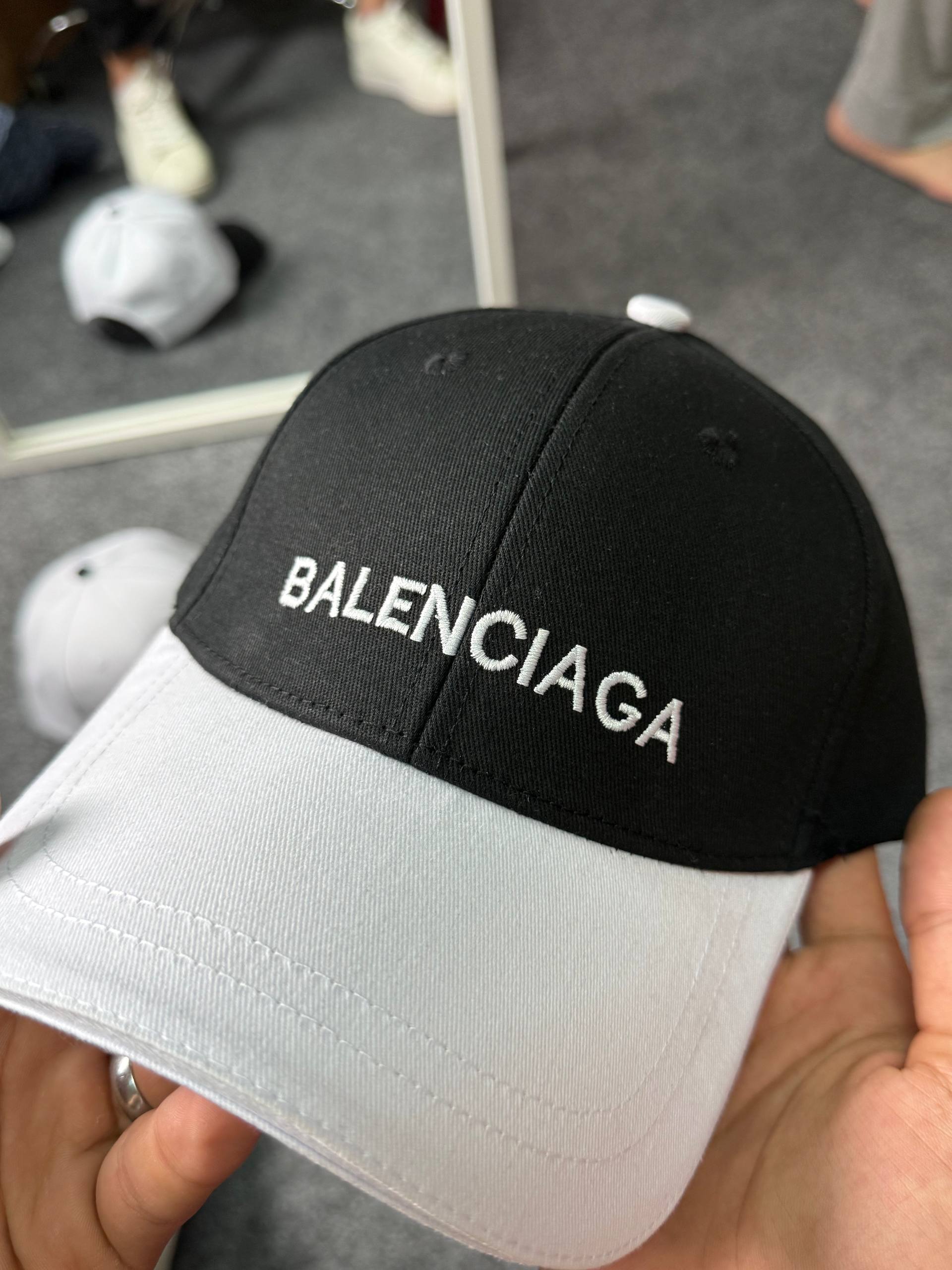 Balenciaga Cap