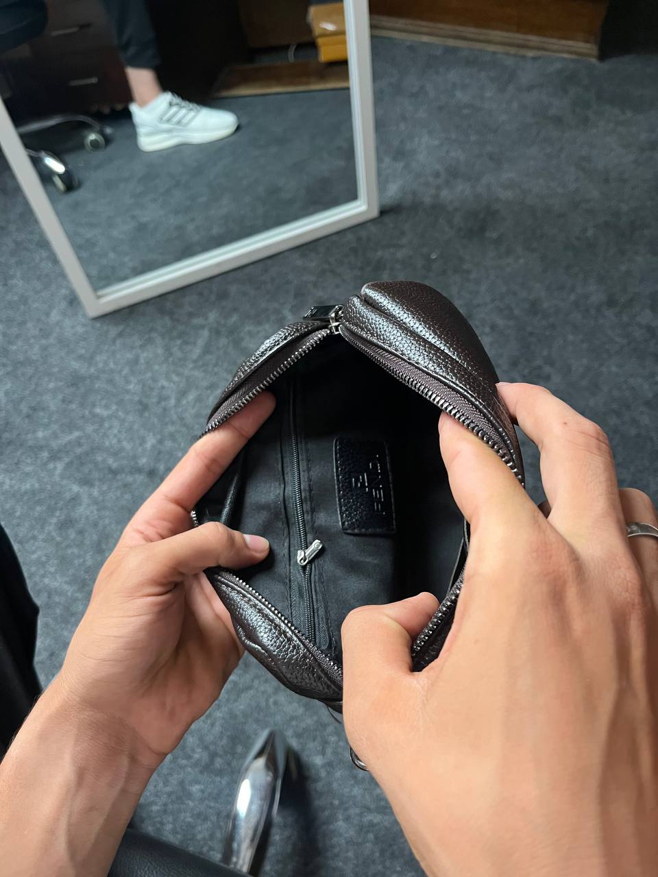 Fendi Hand-Cross Bag