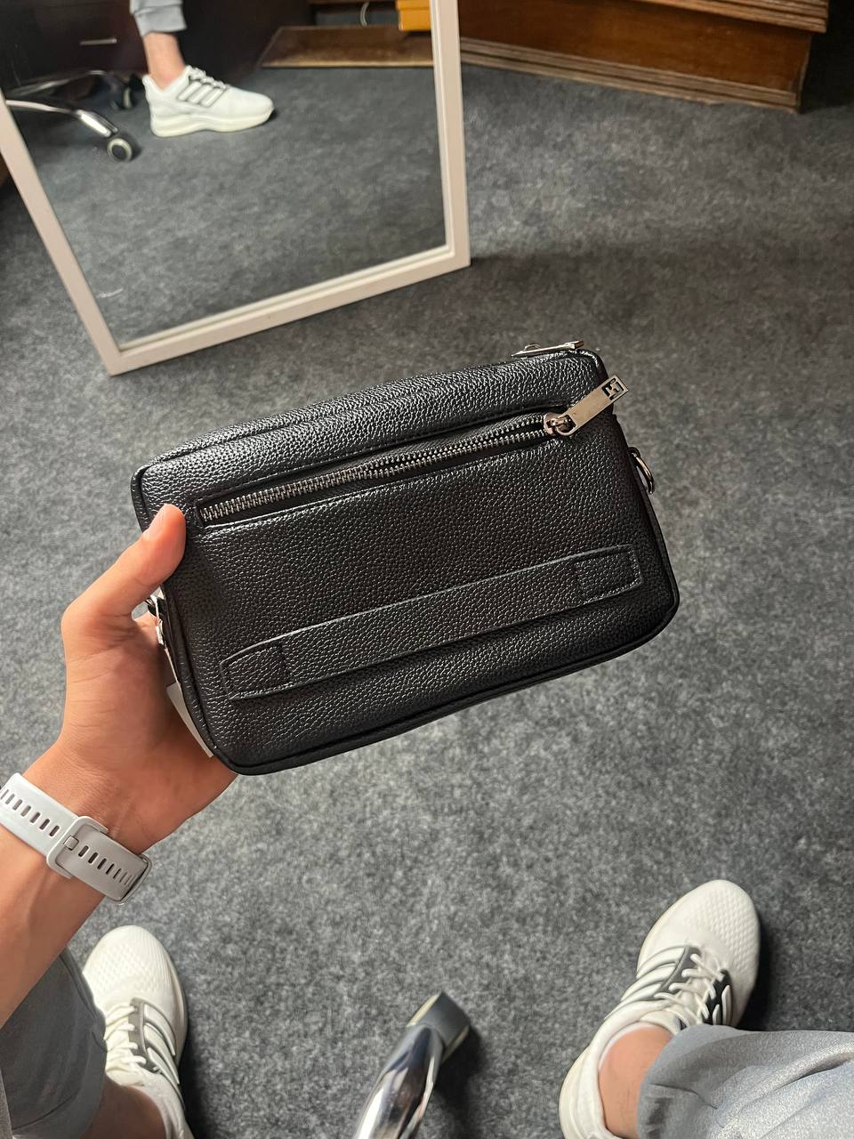 Fendi Hand-Cross Bag