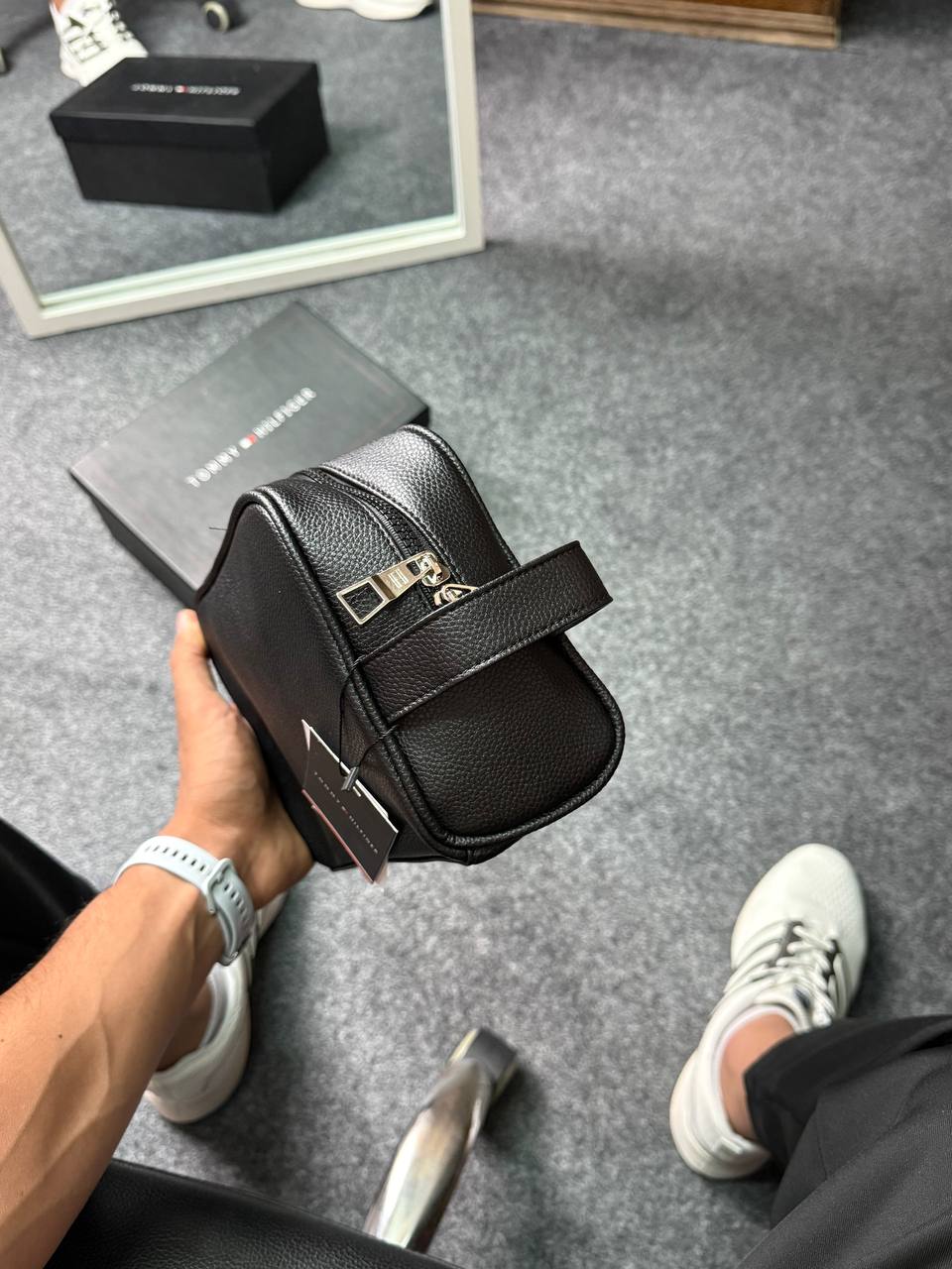 Tommy Hand Bag V1