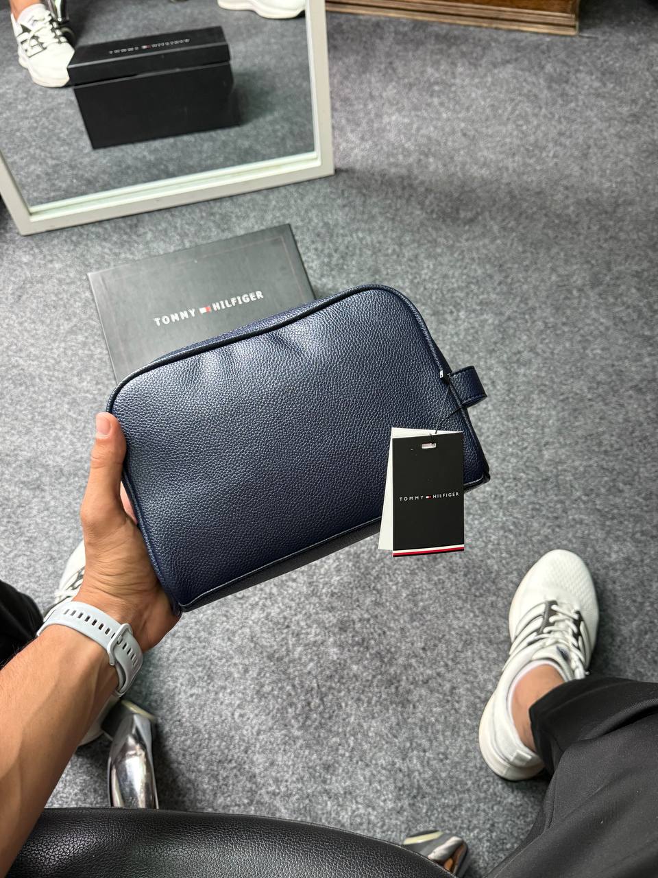 Tommy Hand Bag V1
