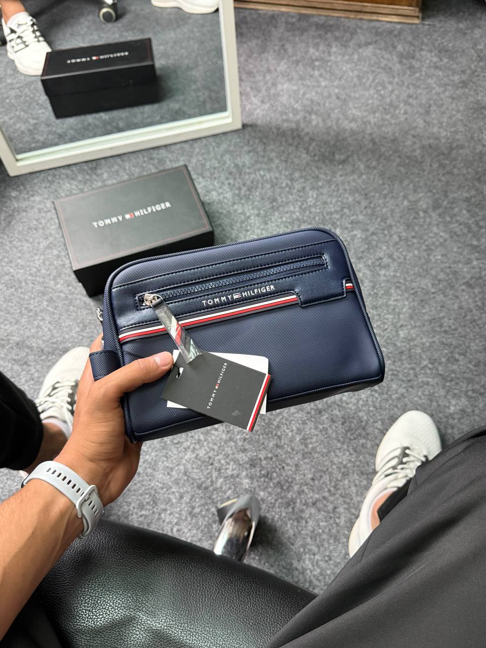 Tommy Hand Bag V2