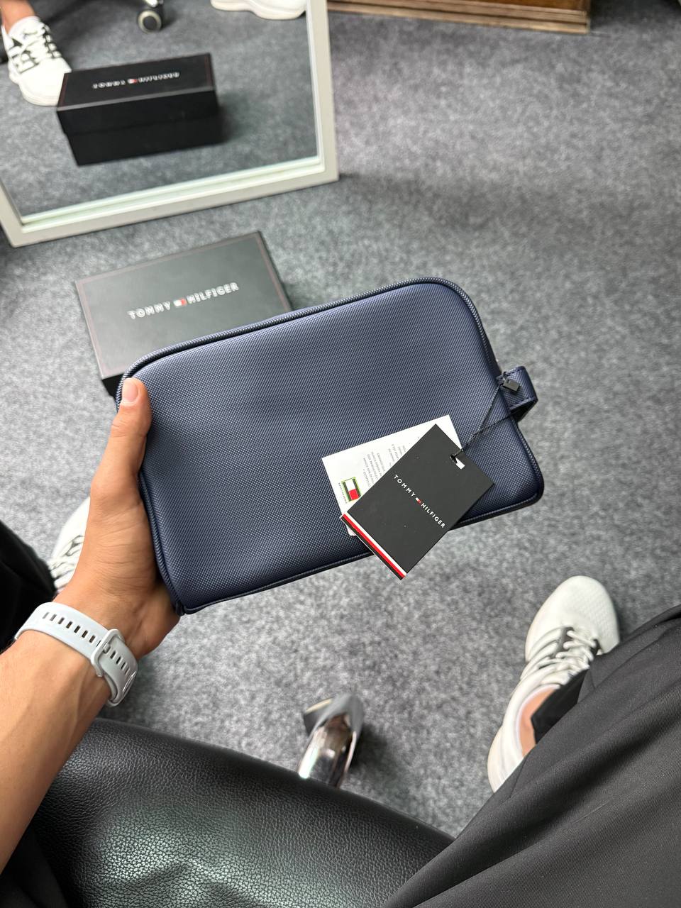 Tommy Hand Bag V2