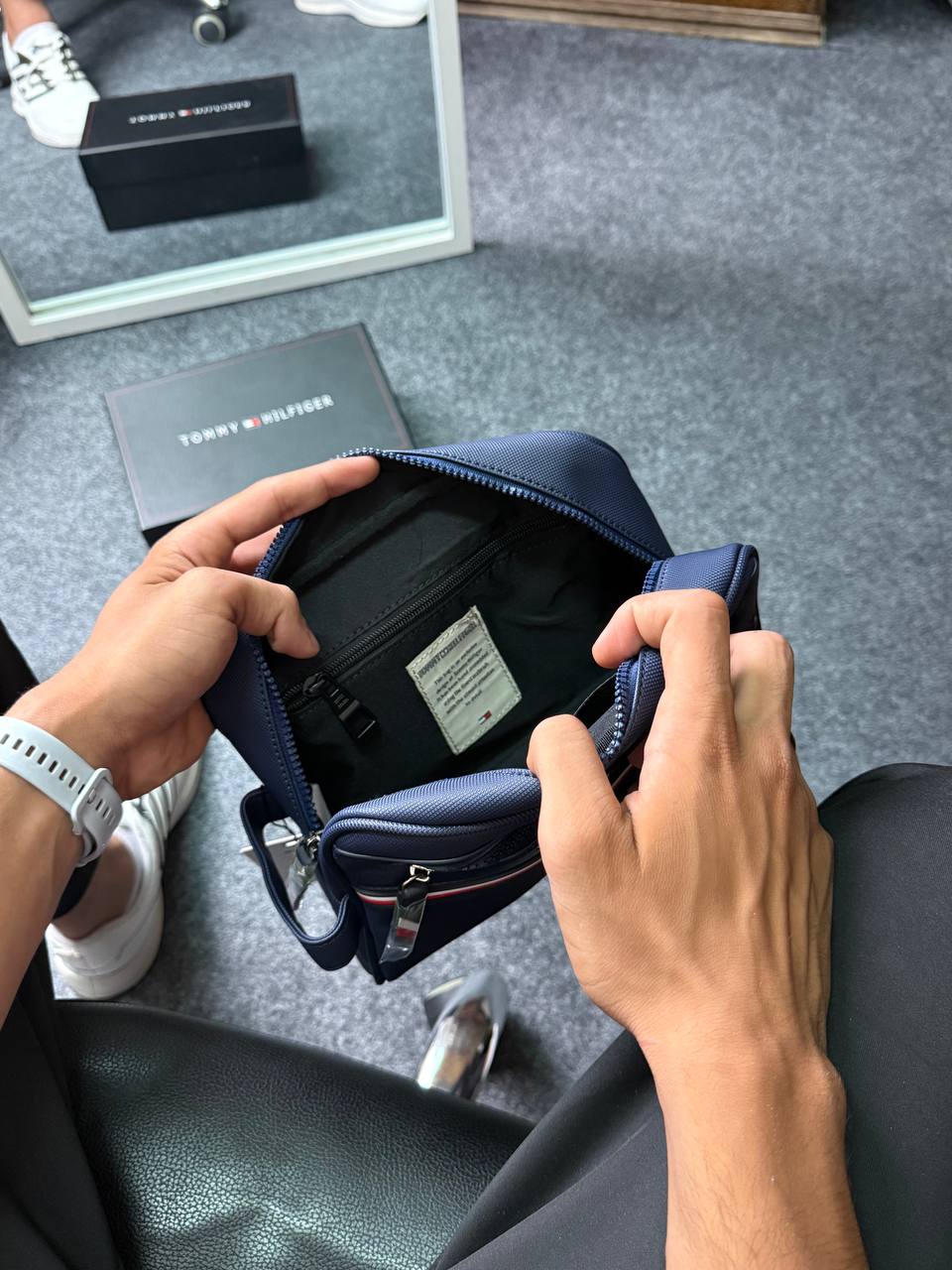 Tommy Hand Bag V2