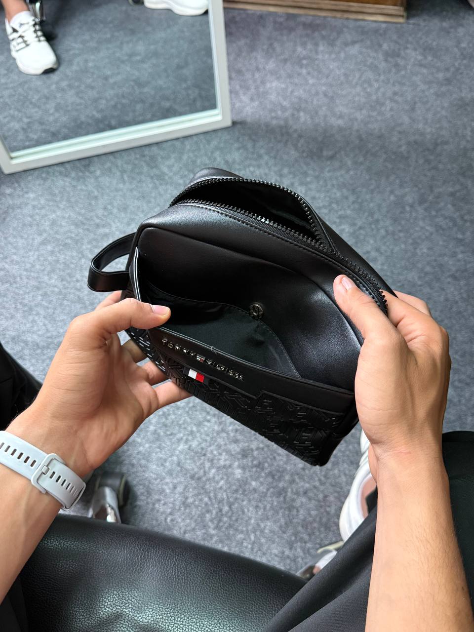 Tommy Hand Bag V3