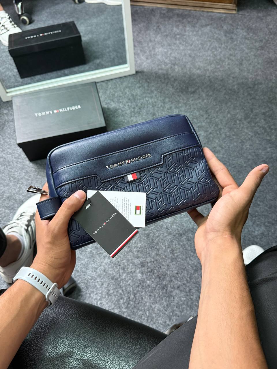 Tommy Hand Bag V3
