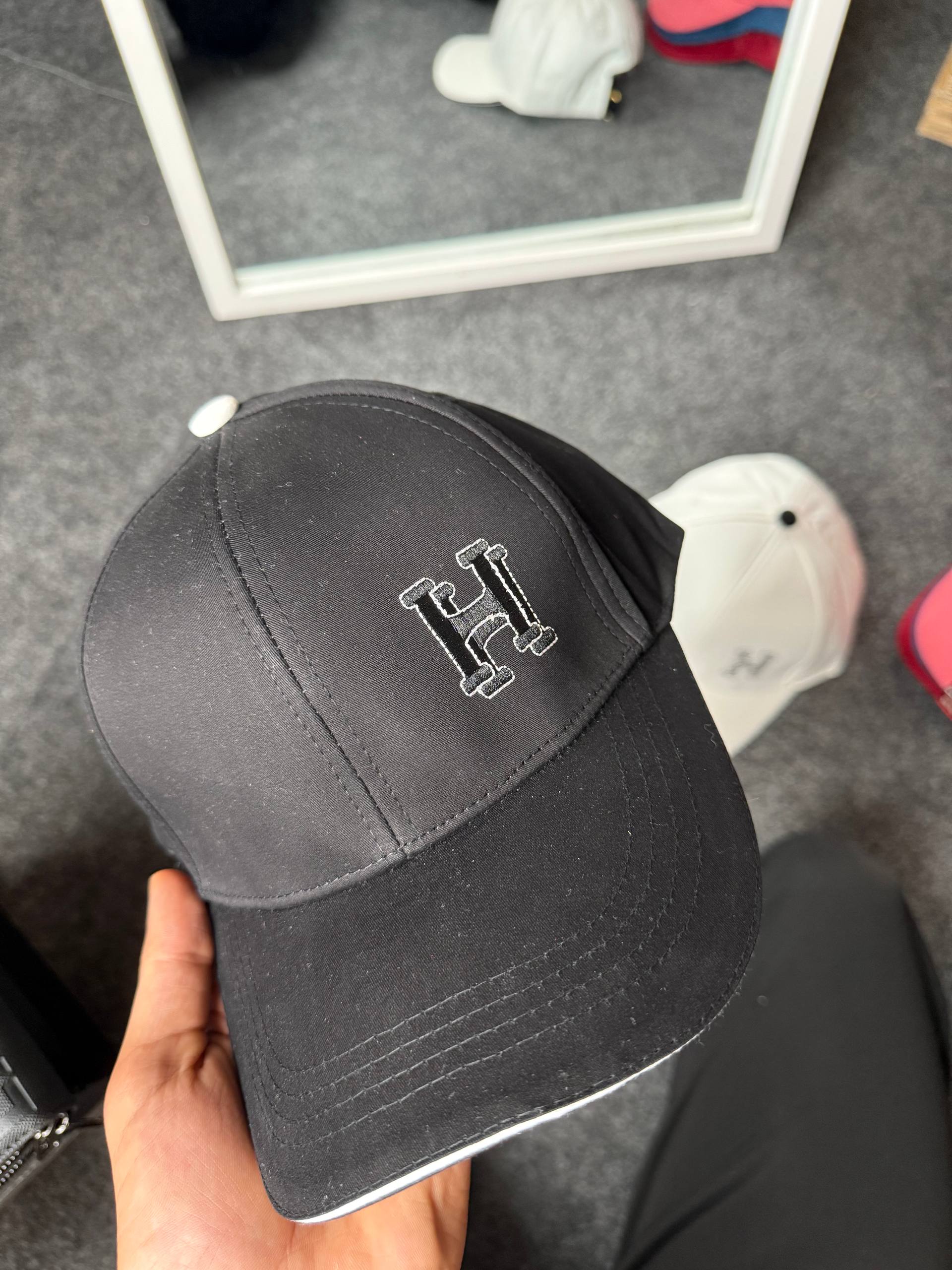 Hermes Cap v1